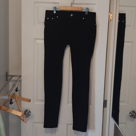 Guess Pants - *FREE SHIPPING Tall Guess Straight Leg Pants